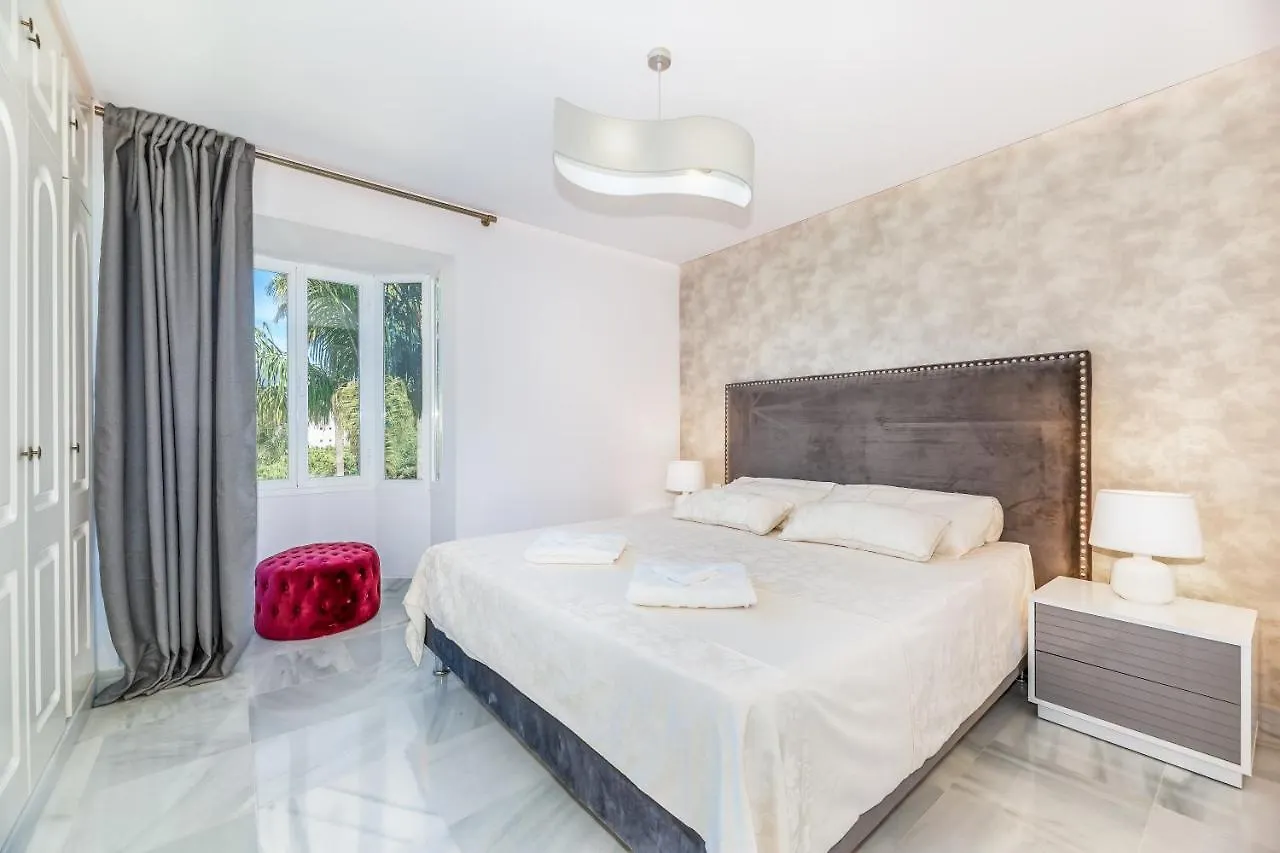 Vila Luxury Townhouse Golden Mile Marbella Horská chata