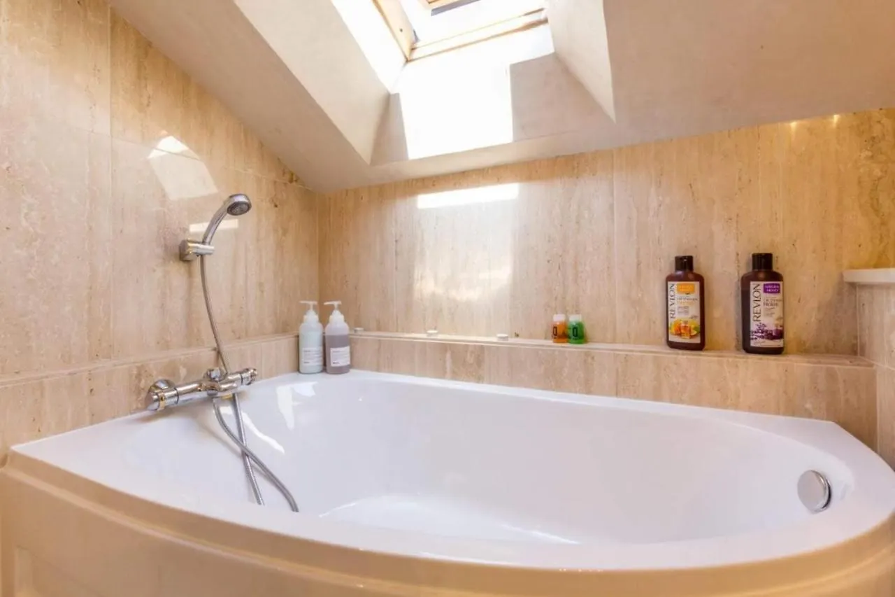 Vila Luxury Townhouse Golden Mile Marbella 0*,