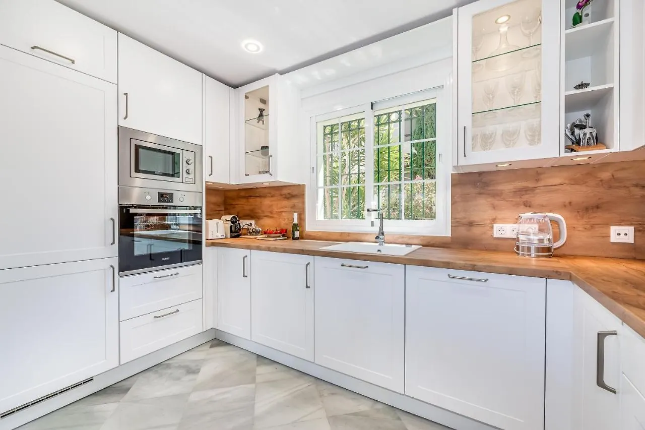 Vila Luxury Townhouse Golden Mile Marbella Horská chata